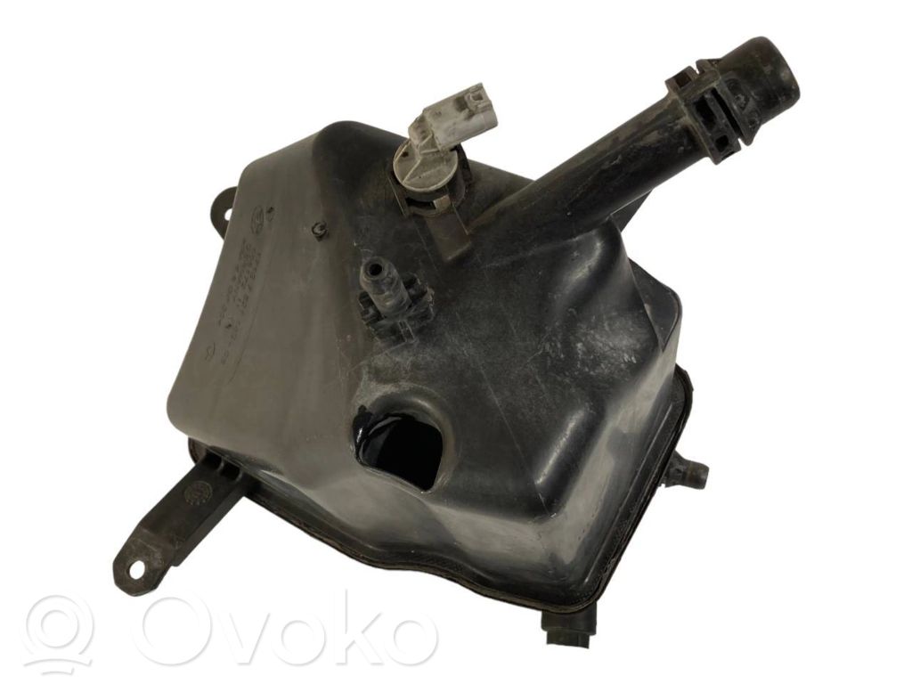 Coolant expansion tank