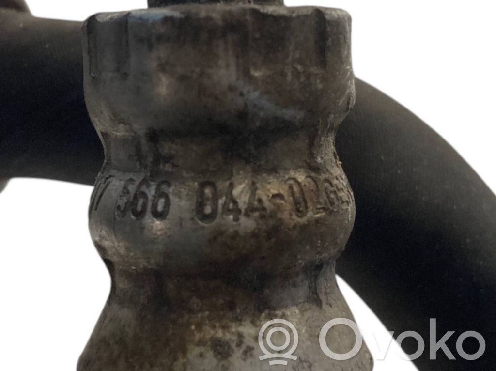 Transmisijas eļļas dzesētājs