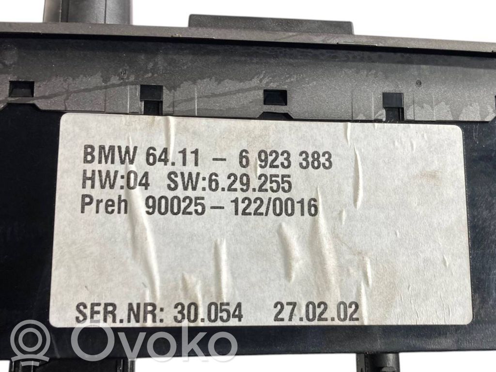 Air conditioning / climate control / interior heating control unit (in the passenger compartment)