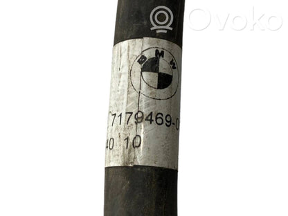 Lukturu mazgāšanas šķidruma trubiņa (-as)