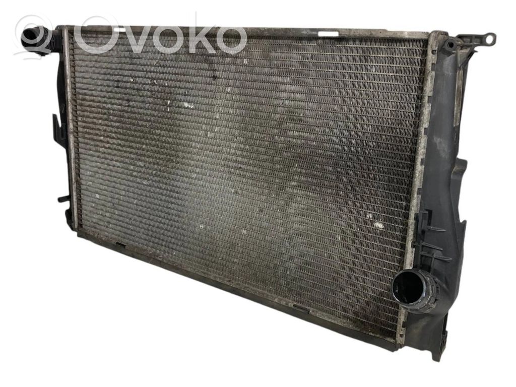 Coolant radiator