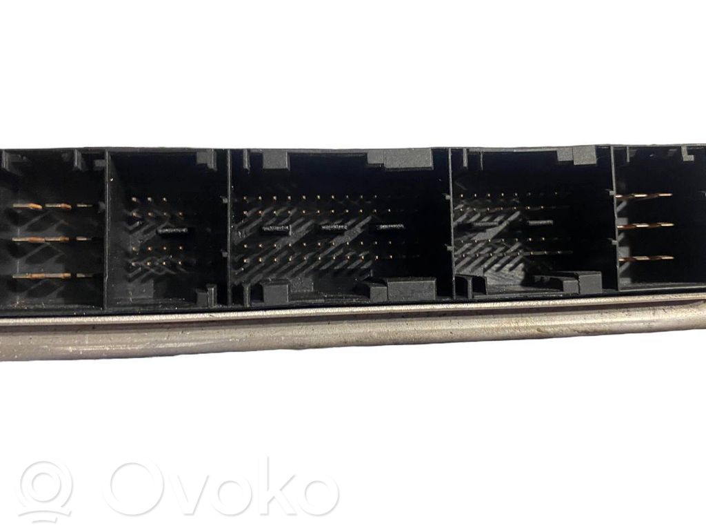 Aizdedzes ECU komplekts