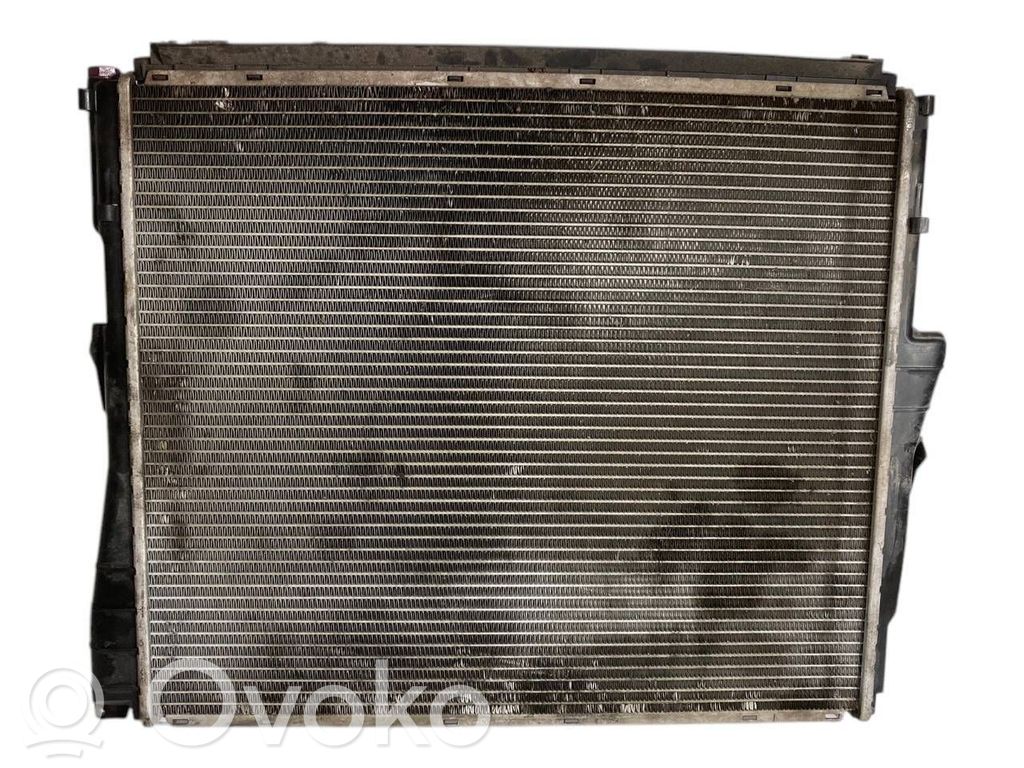 Dzesēšanas šķidruma radiators