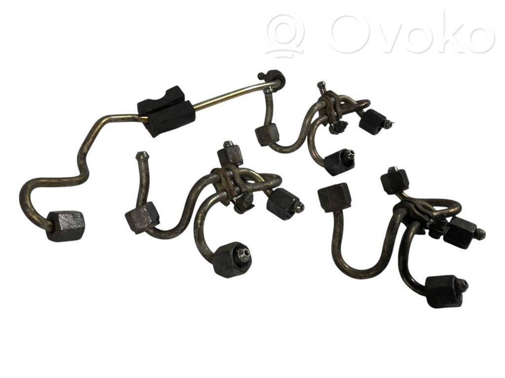 Degvielas caurulīte (-es)