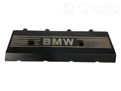 Engine cover (decorative trim)