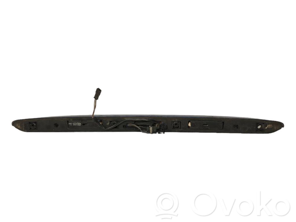 Trunk license plate light strip