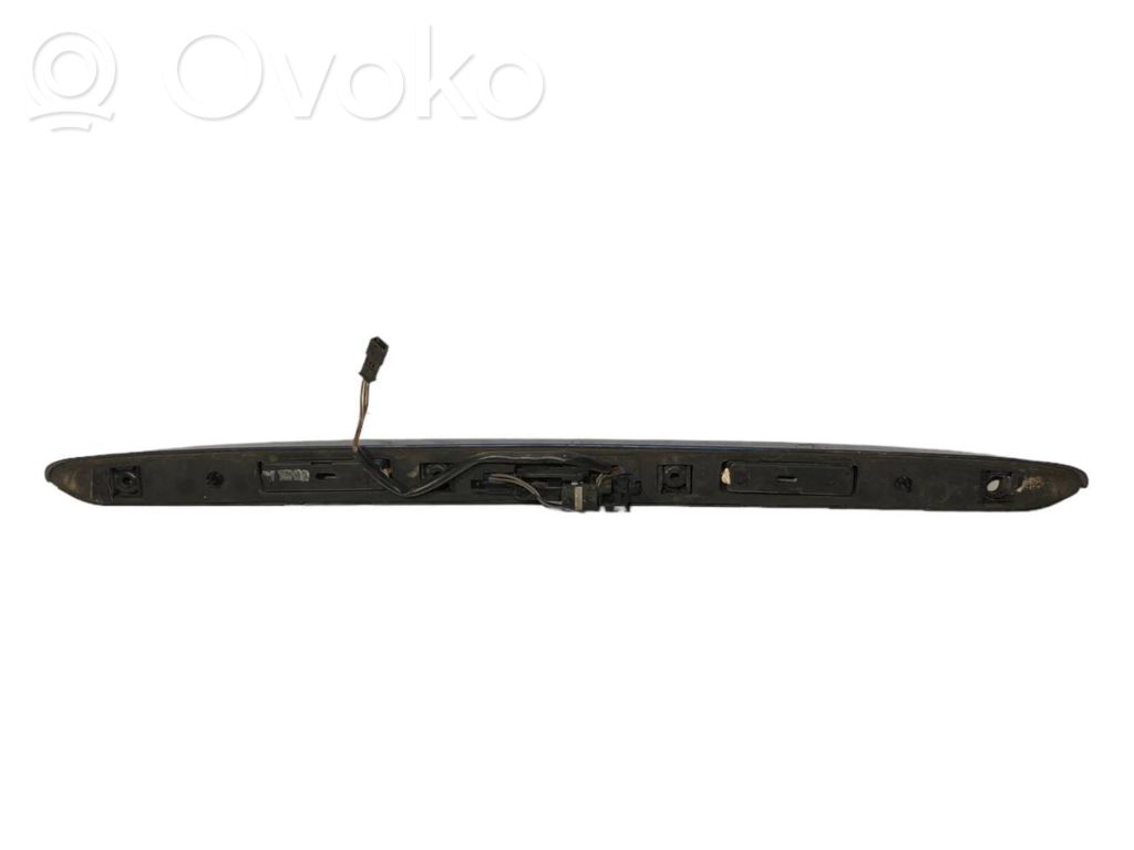 Bagāžnieka numura zīmes apgaismojuma līste