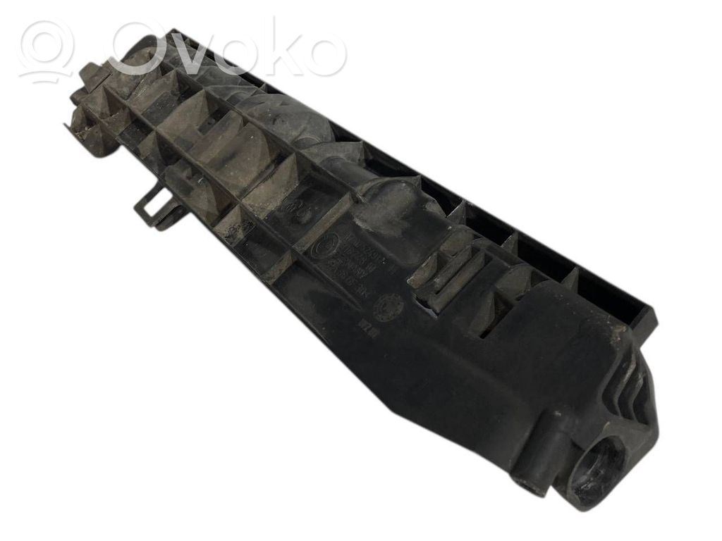 Radiatora (-u) turētājs / kronšteins