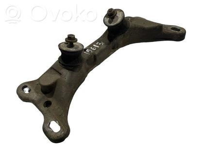 Transmission mounting bracket