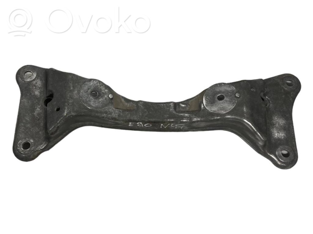 Кронштейн крепления трансмиссии