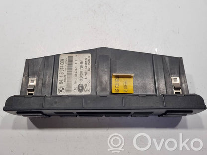 Air conditioning / climate control / interior heating control unit (in the passenger compartment)