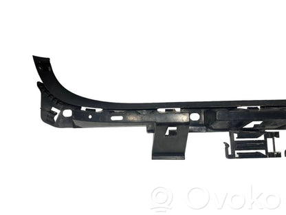 Rear bumper mounting bracket