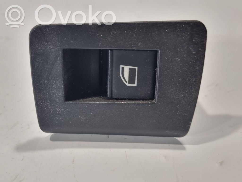 Power window switch