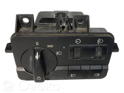 Headlight switch