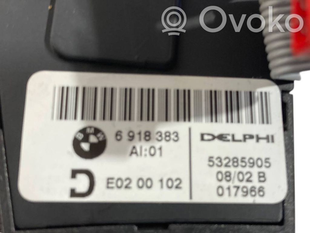 Seat adjustment switch(es)