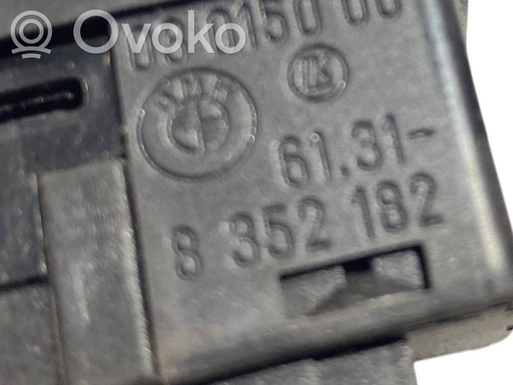 Jumta lūkas slēdzis