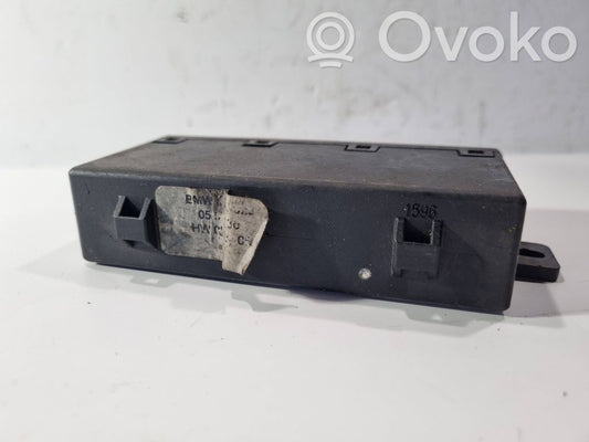 Durvju vadības bloks