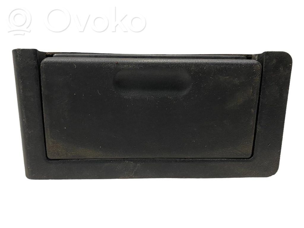 Ashtray (front)