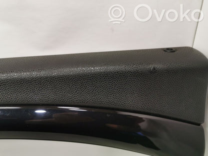 Priekšējo durvju apdare