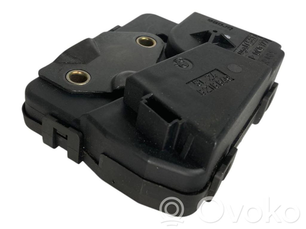 Slēdzene aizmugurējam logam