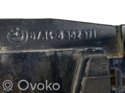 Aizmugurējā pārsega pievilcējs