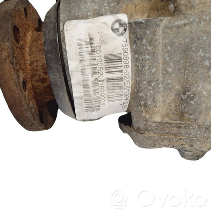 Priekšējais reduktors