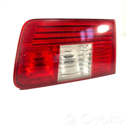 Taillight in the hood