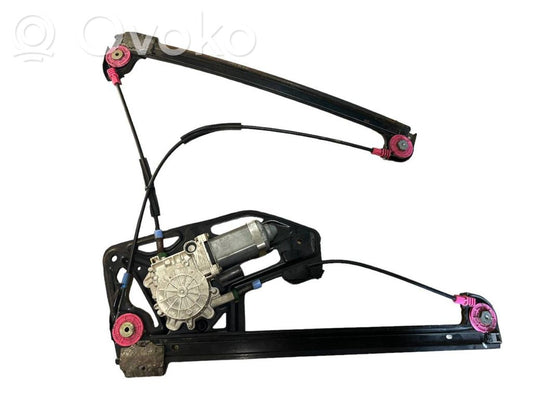 Priekšpusē elektriskā loga pacelšanas mehānisma komplekts