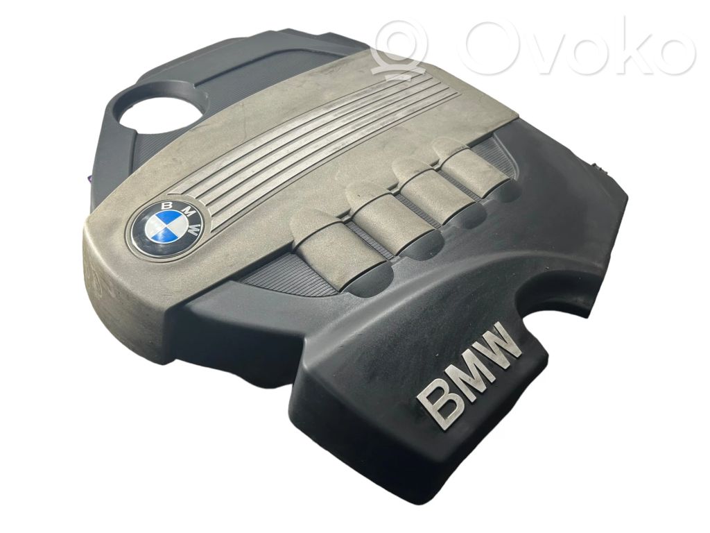 Крышка двигателя (декоративная отделка)