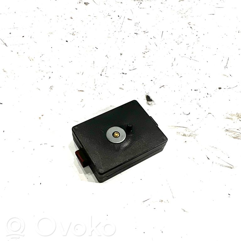 Antenna amplifier