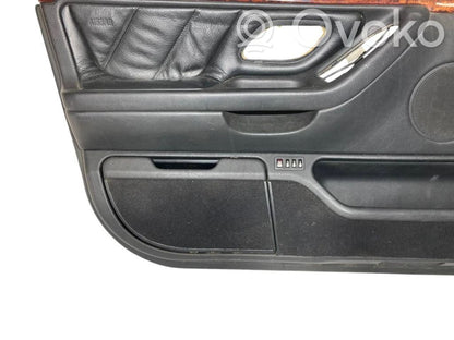 Отделка передней двери