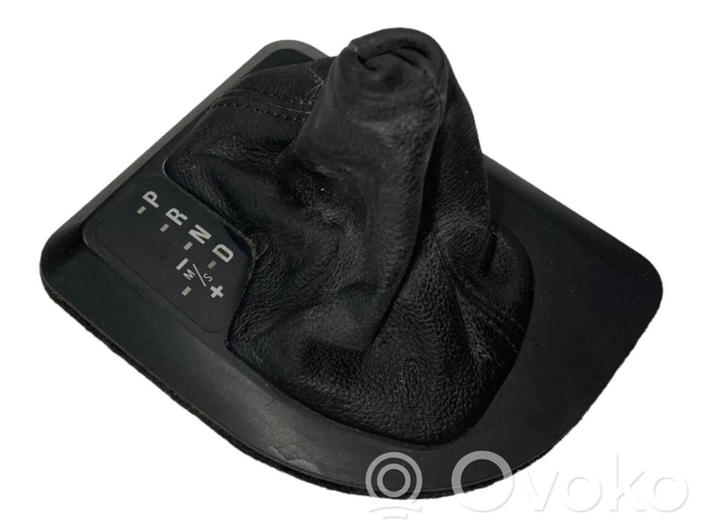 Gear shift lever decorative trim (plastic)