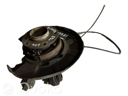 Aizmugurē riteņa rumbas vārpstas šarnīrs (stupica, capfa)