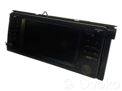 Radio / CD/DVD atskaņotājs / navigācija