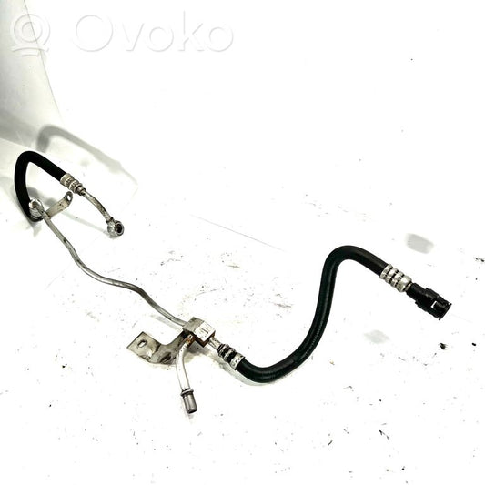 Stūres pastiprinātāja šļūtene (-es) / caurulīte (-es)