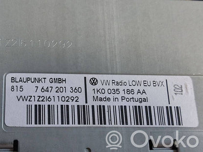 Radio / CD/DVD atskaņotājs / navigācija