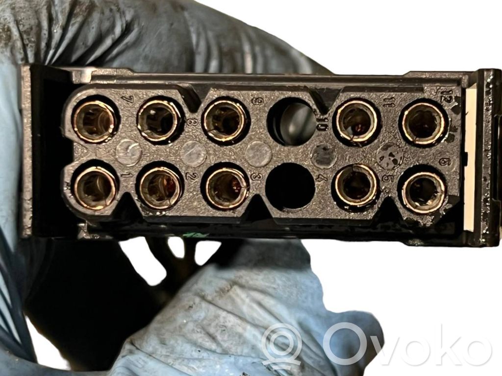 Dzinēja vadu instalācija