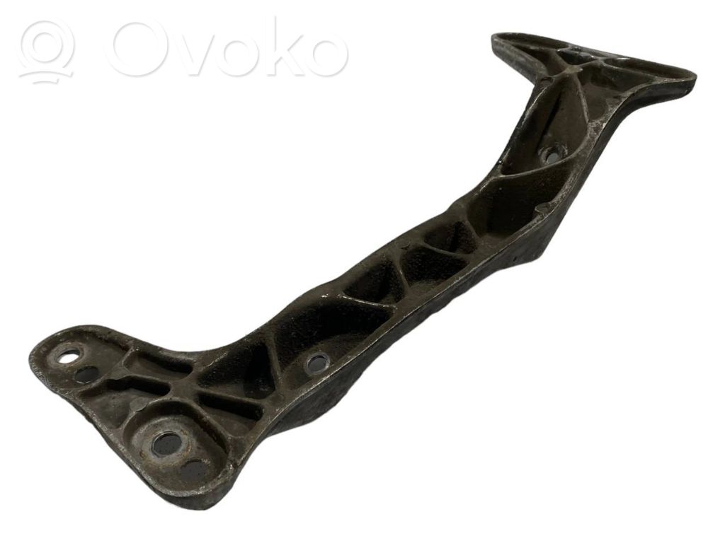 Transmission mounting bracket