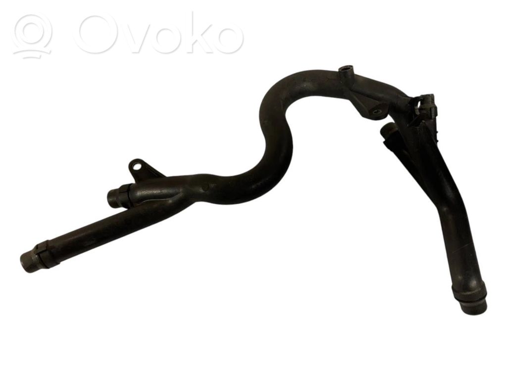 Caurulīte (-es) / šļūtene (-es)