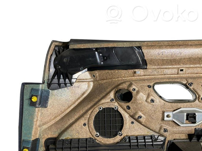 Priekšējo durvju apdare