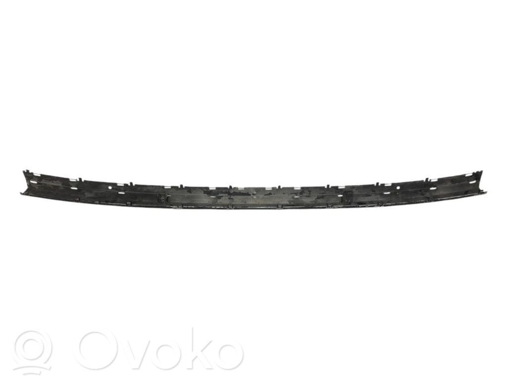 Dekoratīvās aizmugurē bampera ulikas