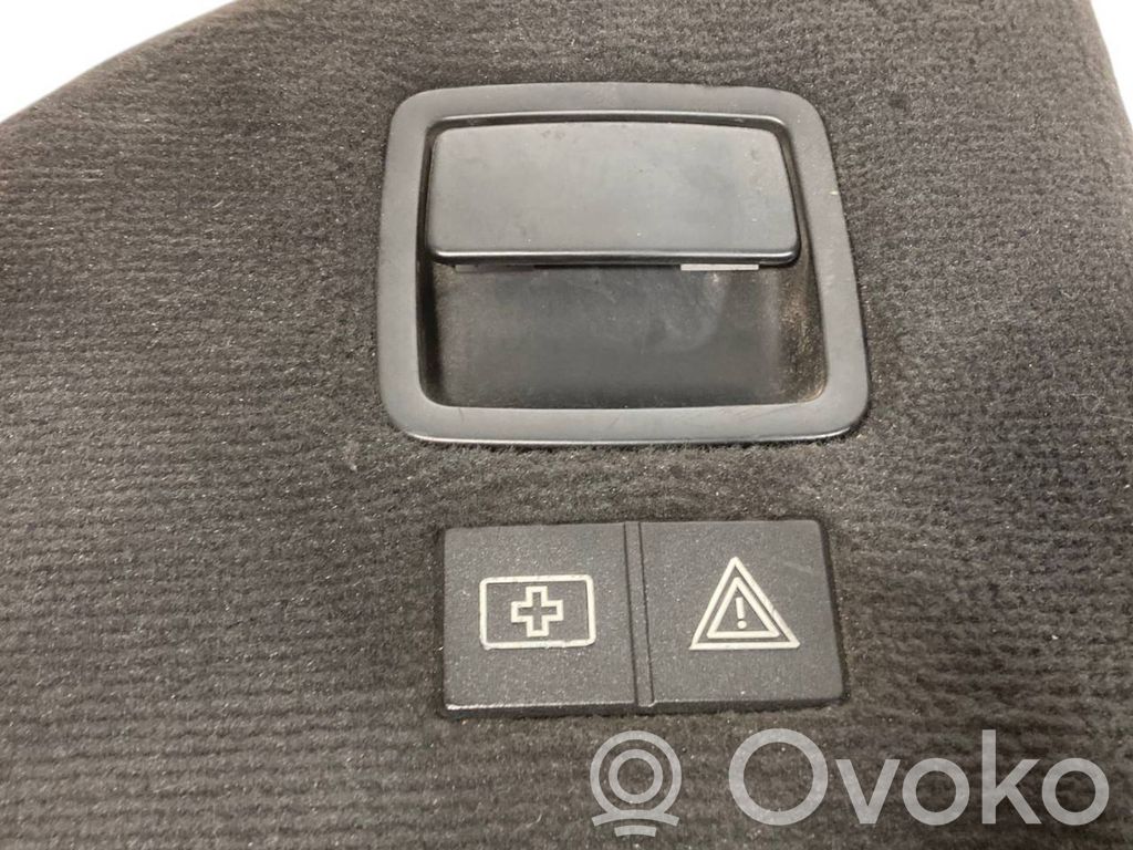 Side decorative trim panel