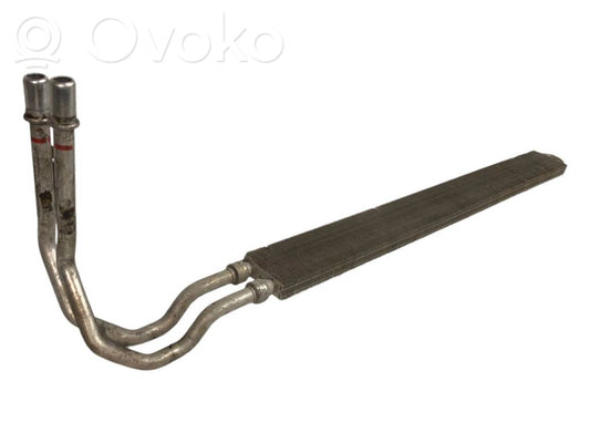 Stūres pastiprinātāja radiators