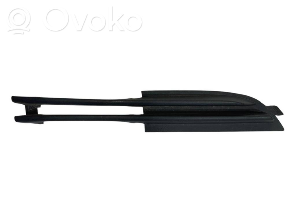 Lower grille (three-piece)