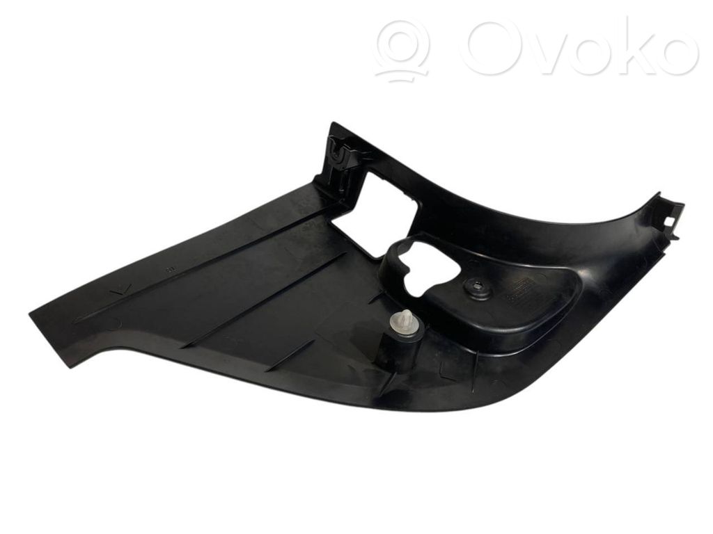 Side decorative trim for the footwell