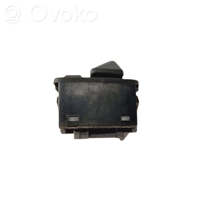 Side mirror switch