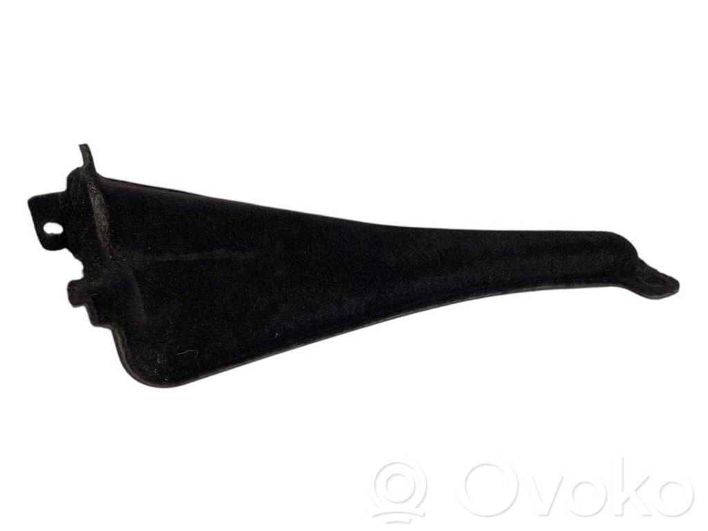 (D) statņa dekoratīvā apdare (apakšdaļa)