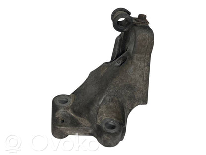 Dzinēja nostiprināšanas stiprinājums-kronšteins