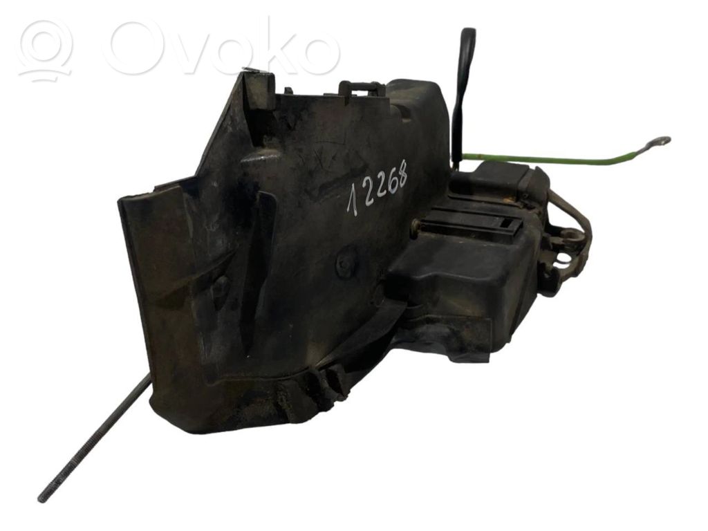 Передний замок