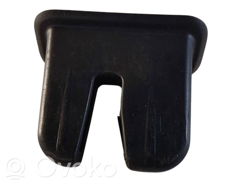 Slēdzenes dekoratīvā apdare